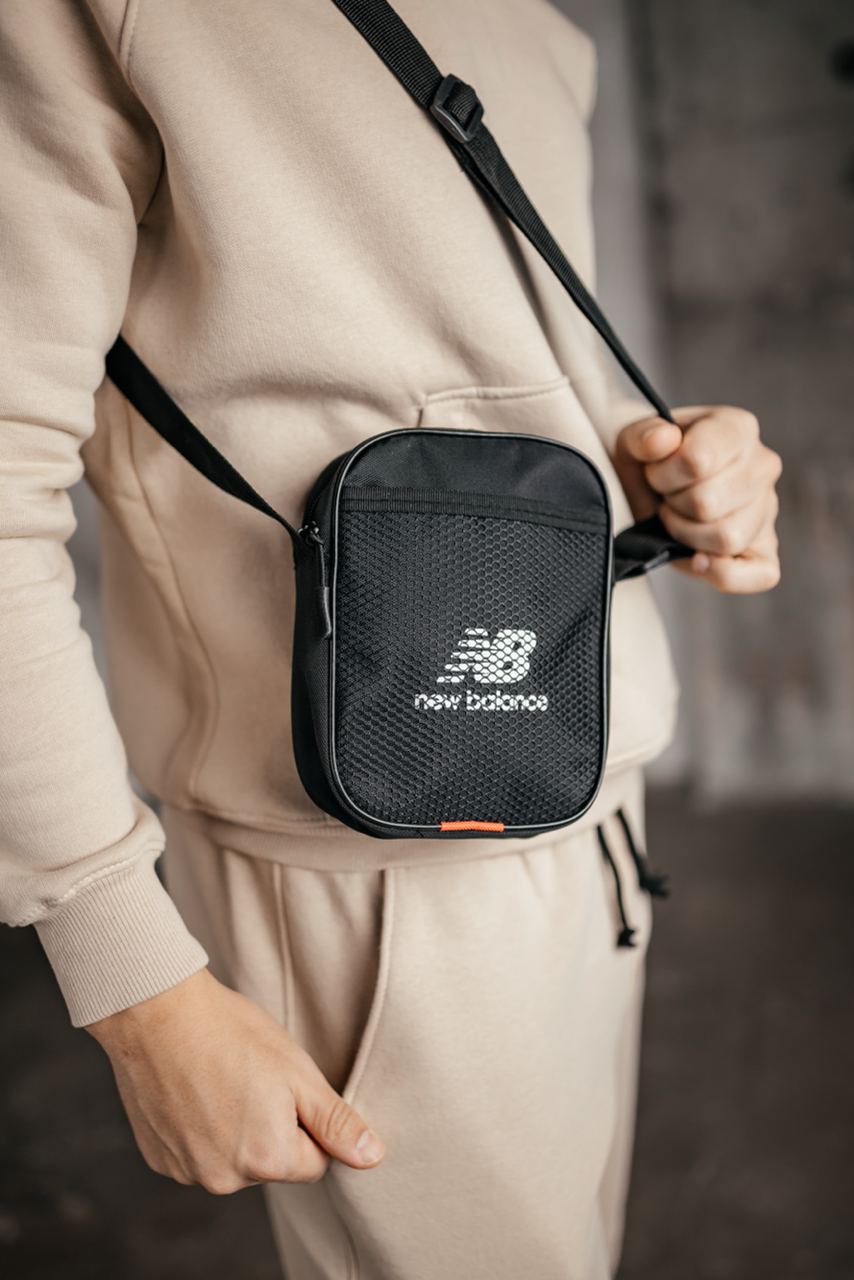 Чорна чоловіча сумка через плече New Balance з оксфорду