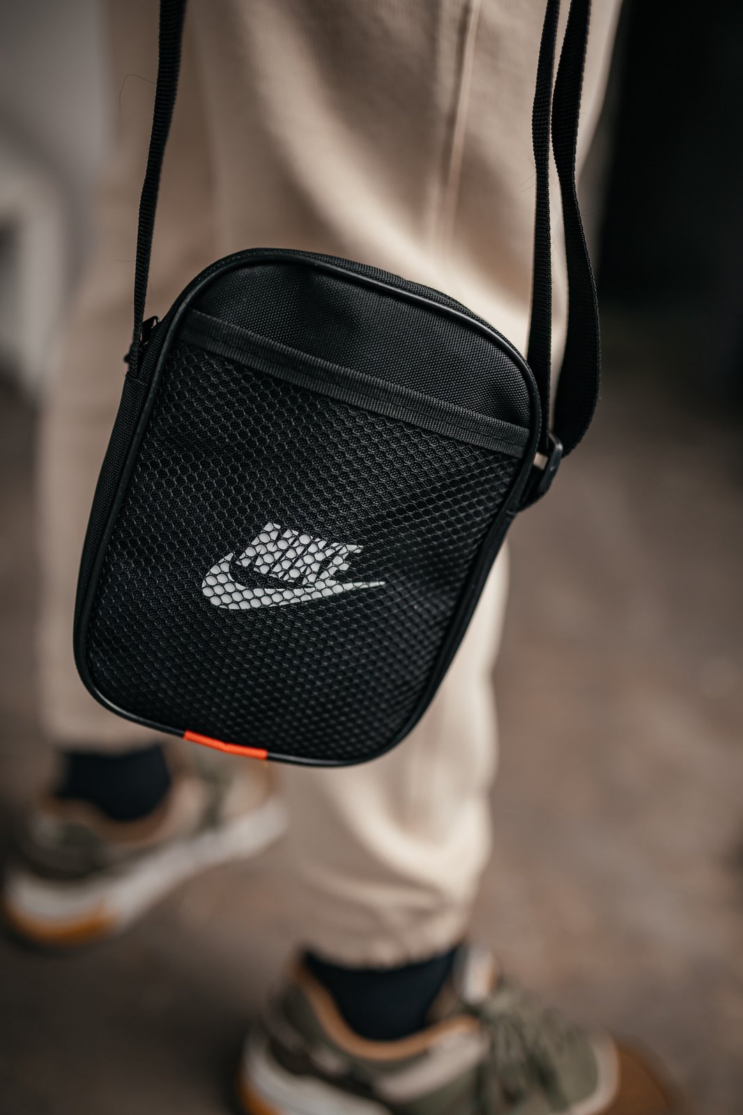 Текстильна чоловіча сумка через плече Nike на 3 відділення