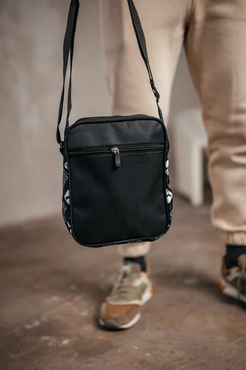 Купити чоловічу сумку через плече Puma s254