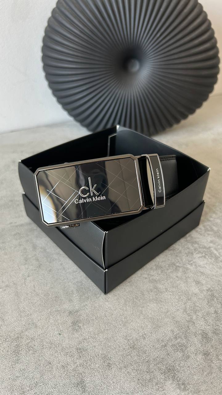 Купити жіночий ремінь Calvin Klein автомат