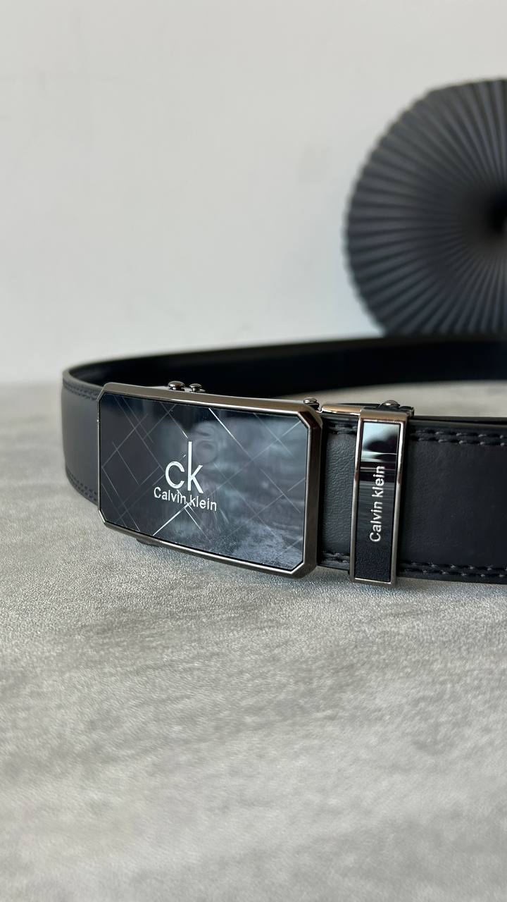 Ремінь Calvin Klein з еко-шкіри чорний